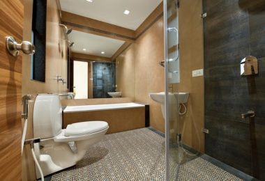 Master bathroom (1)